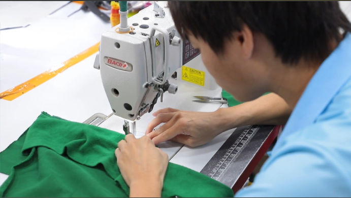 Ensuring Quality and Efficiency in Golf Apparel Manufacturing