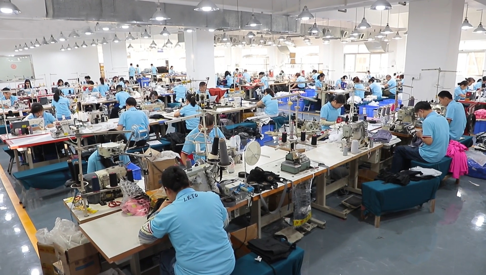 Crafted for Performance: Premium Golf Apparel Manufacturing with Leto